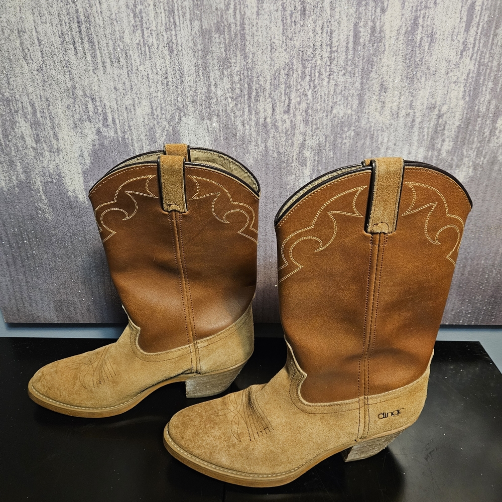 Brown Western Cowboy Boots - Picture 3 of 4